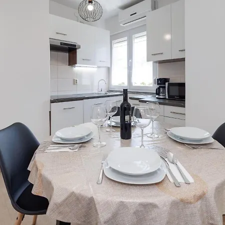 In Ilo On Krk Island * Šilo