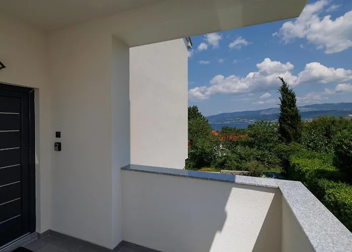 Apartment In Ilo On Krk Island
