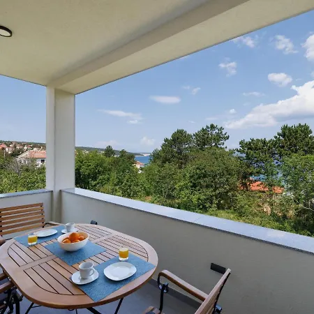 Spacious With Private Terrace Near Sea Daire *