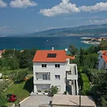 In Ilo On Krk Island * سيلو